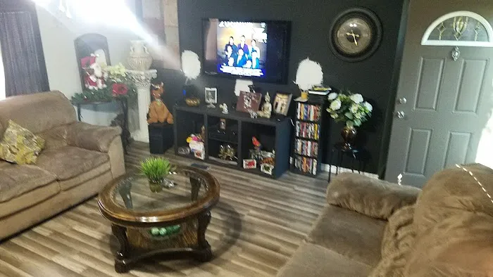 Oakwood Manufactured Home Community Picture 6