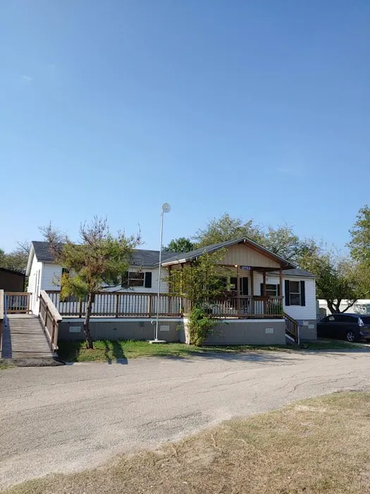 Birdcreek Creek RV Park Picture 5