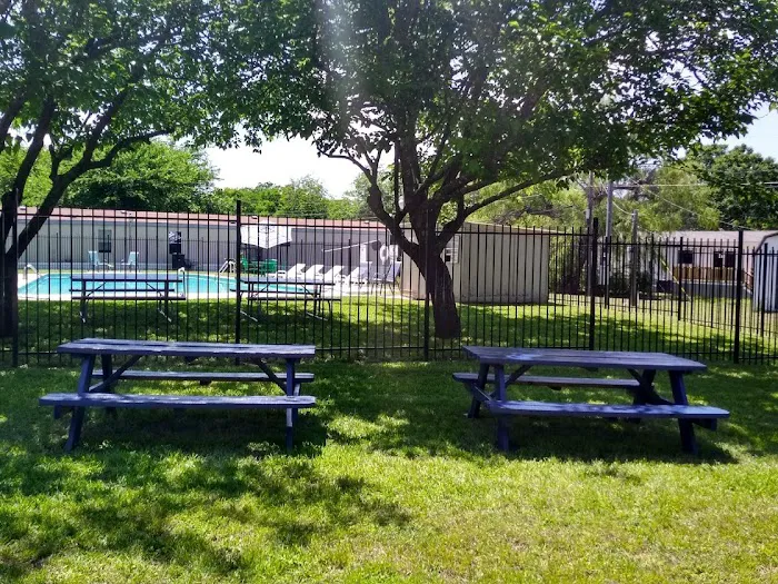 Birdcreek Creek RV Park Picture 10