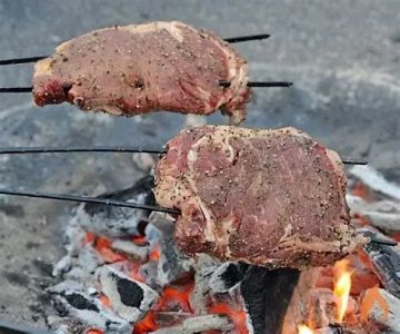 How to Cook Steak Over a Campfire: A Step-by-Step Guide for Perfect Results