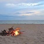 How to Build a Safe Campfire on Sandy Beaches: Tips & Guide