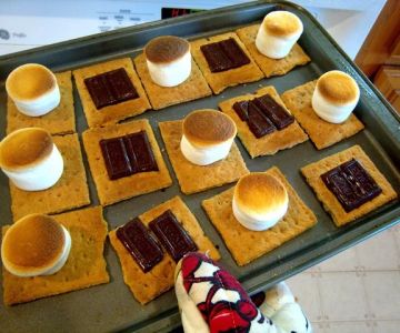 How to Make S’mores Like a Pro: Tips, Tools & Creative Recipes