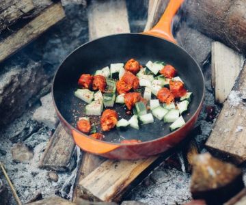 How to Use Campfire Heat to Cook Dinner