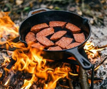 How to Use Campfire Smoke to Preserve Meat | Simple Guide for Outdoor Preservation
