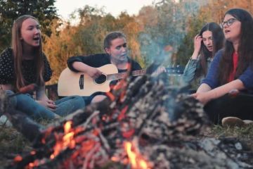 Best Campfire Songs for Quiet Nights