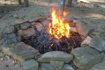 How to Build a Campfire Ring from Stones – A Step-by-Step Guide