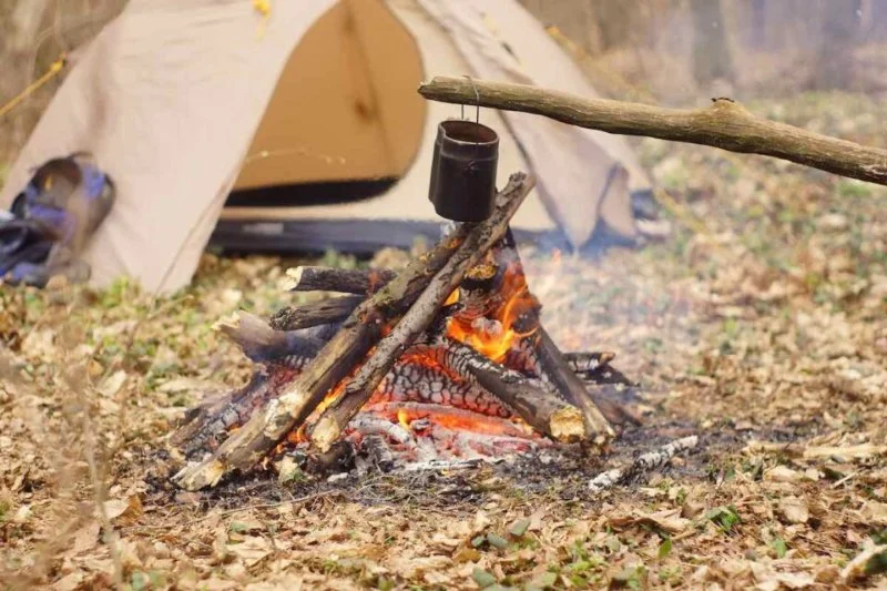 How to Use Campfire Heat to Warm Up Your Tent Safely and Effectively