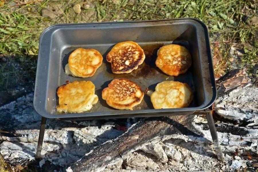 How to Make Campfire Pancakes | Camp Spotter