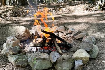 How to Build a Campfire with Minimal Impact