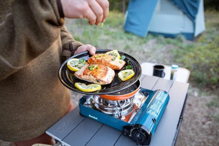 How to Use Campfire Smoke to Flavor Food | Camp Spotter