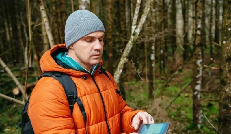 Tips for Camping in Areas With Limited Cell Service