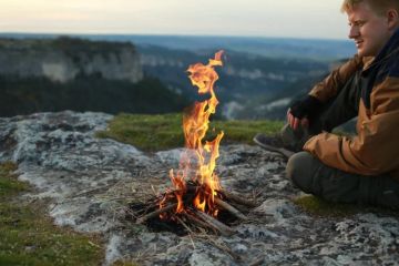 How to Build a Campfire for Long Trips