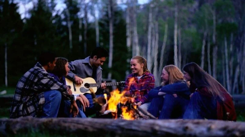 Best Campfire Songs for Group Sing-Alongs – Top Picks for Your Next Adventure