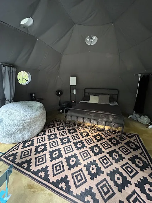 Rock Creek Retreat & Ventures Picture 4