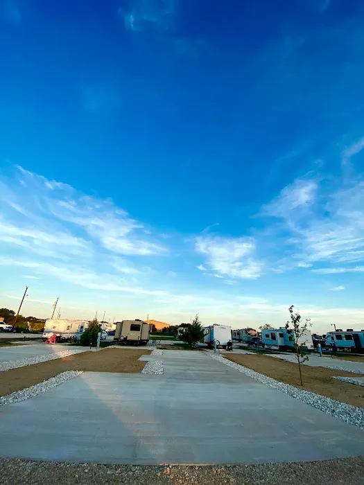 Pecan Springs RV Resort Picture 7