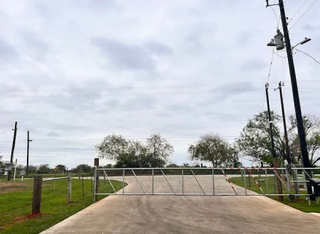 Pecan Springs RV Resort