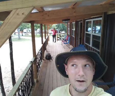 Wildoaks Campground and roadside cafe