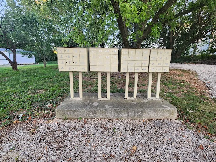 Caravan RV Picture 1