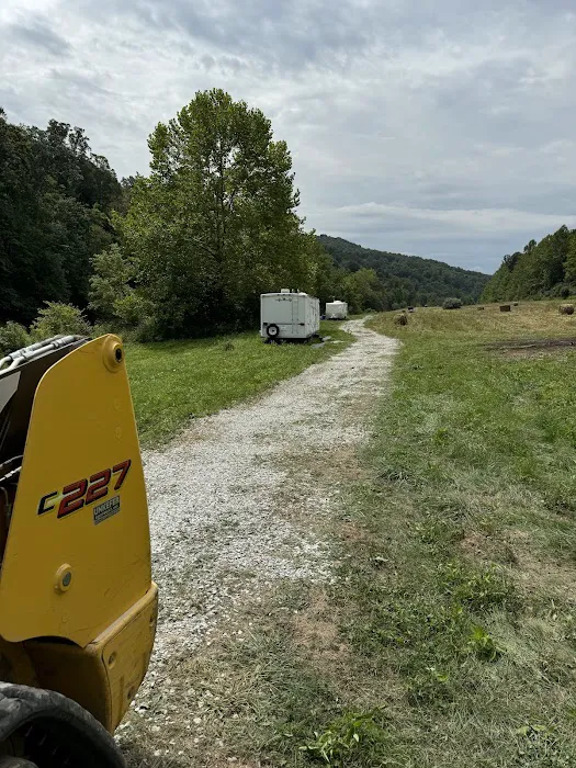 Pigeon Hole Camping and Fishing Picture 4