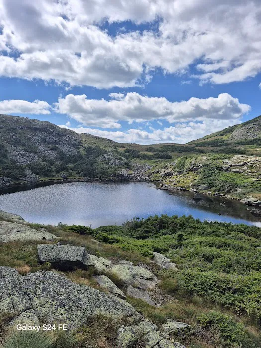Lakes of the Clouds Hut Picture 2