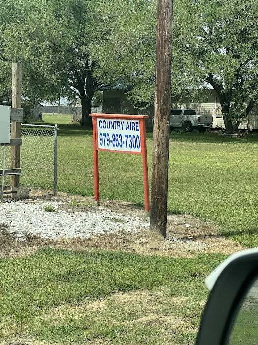 Country Aire RV Park Picture 4