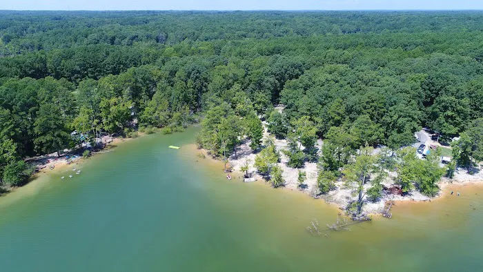 Henderson Point Campground Picture 4