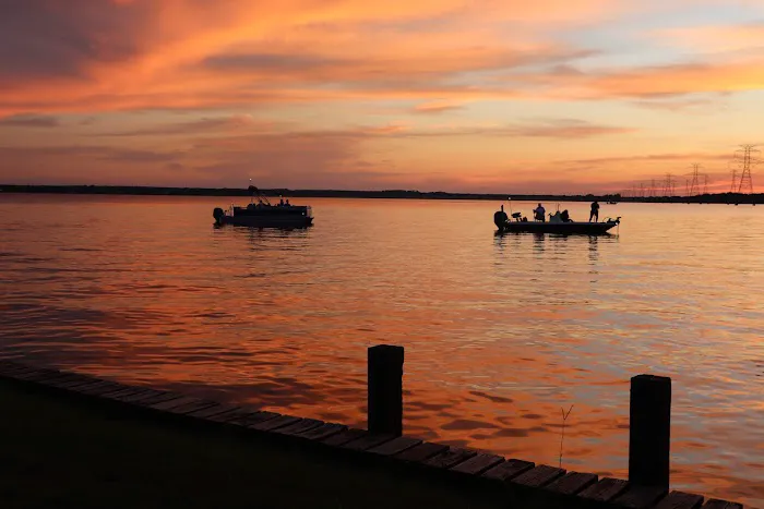Lake Limestone Campground & Marina Picture 6