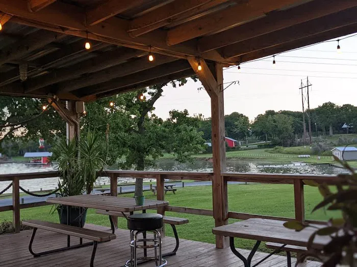 Lake Limestone Campground & Marina Picture 3