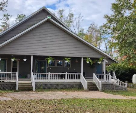 Snow White Sanctuary - Campground