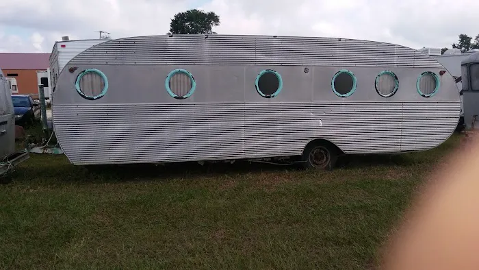 Kershaw's Cajun Village Picture 1