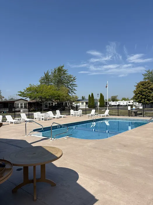 Northport Condominium Campground Picture 2