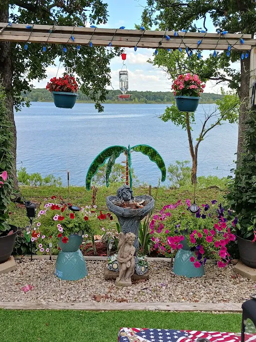 Harbor Campground and marina Picture 10