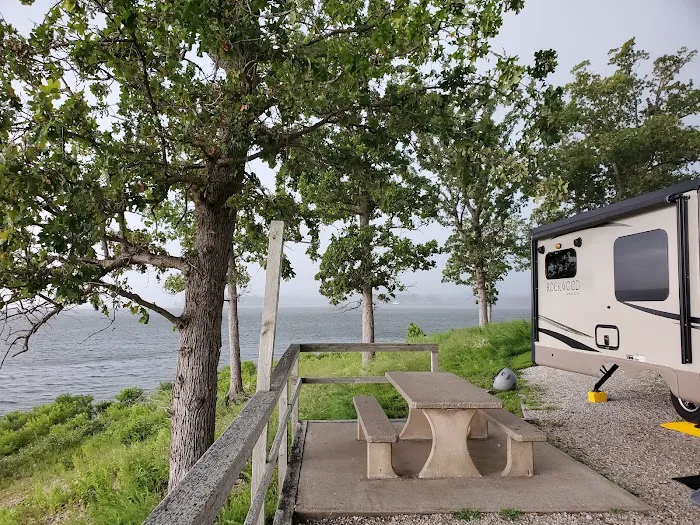 DamSite Campground, COE Picture 10