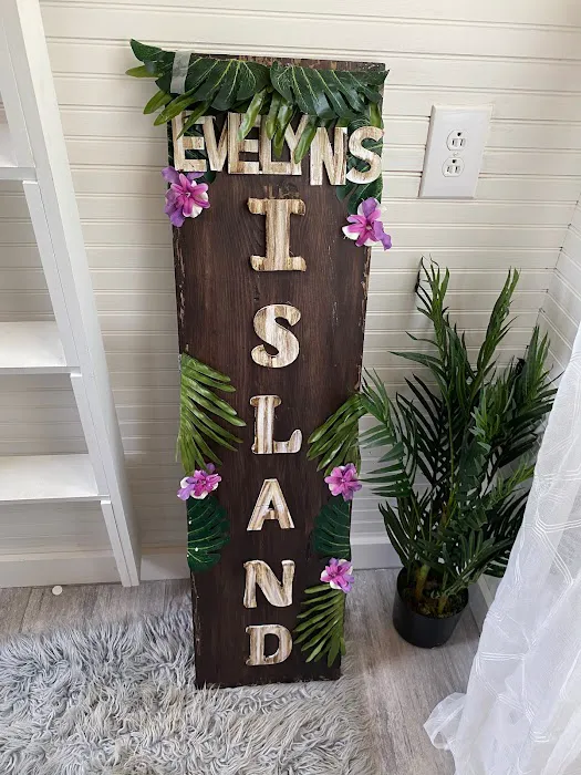 Evelyn’s Island Picture 5