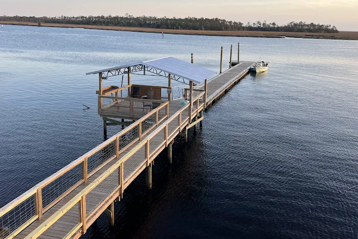 Sweet Paradise RV & Slips Picture 5