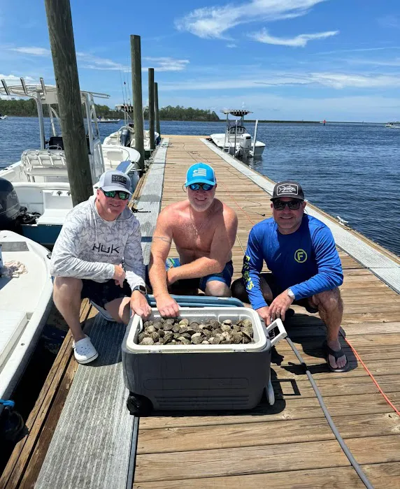 Sweet Paradise RV & Slips Picture 6