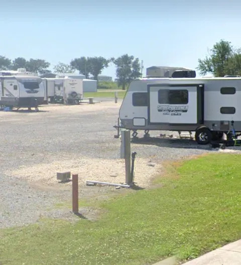 Toms RV park Picture 2