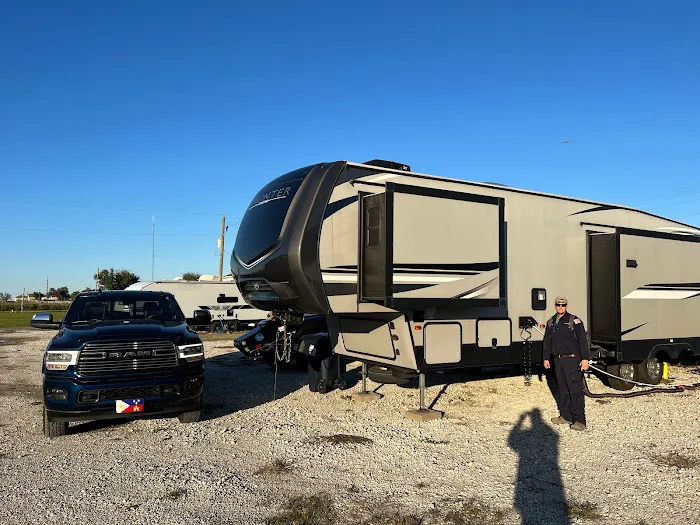 Cameron_campers LLC Picture 2