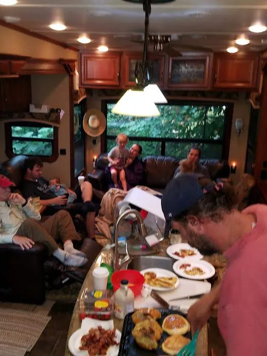 Horton's Camping Resort Picture 1