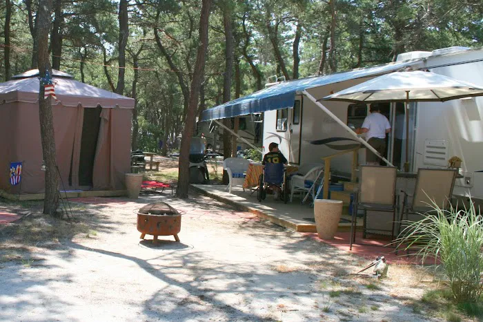 Adventure Bound Camping Resorts - Cape Cod Picture 6