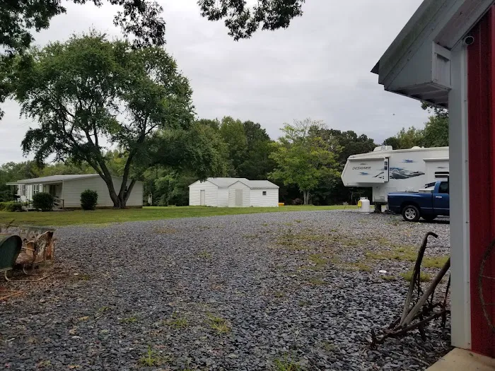 James River RV Rest Picture 3