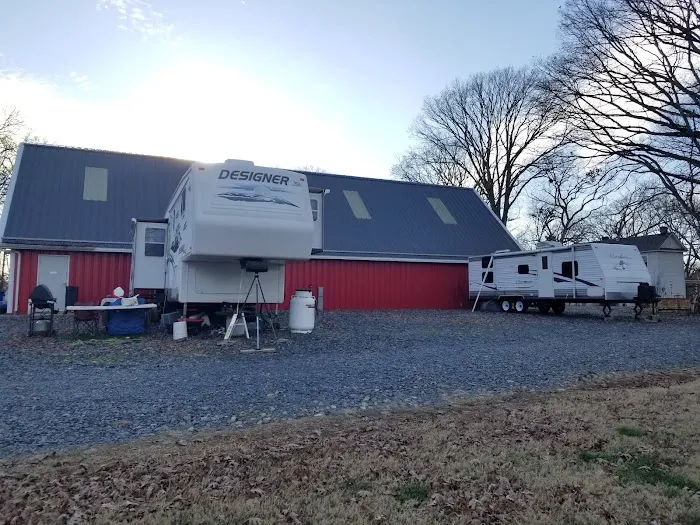 James River RV Rest Picture 5