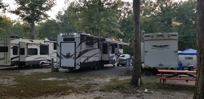 Camptown Campground Picture 7
