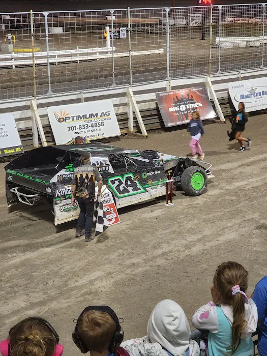 North Dakota State Fair Grounds Red Lot Campground Picture 3