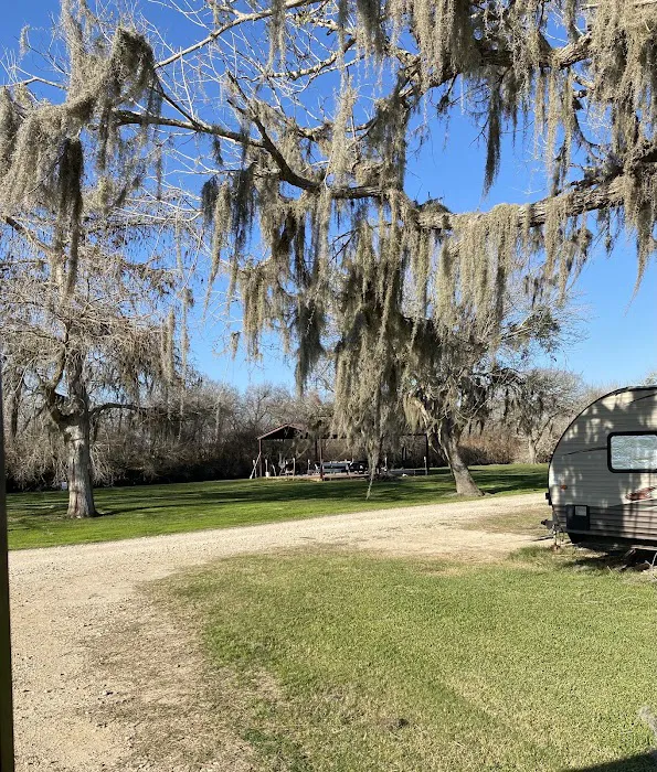 Papa & Maga’s Calhoun's Riverside RV Retreat Picture 3