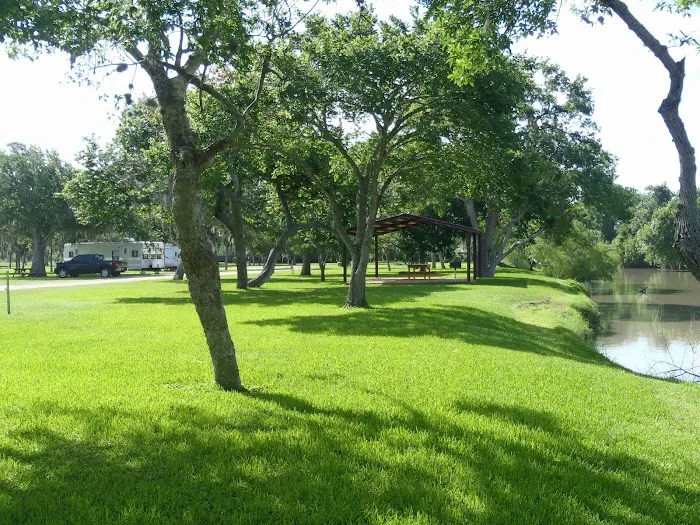 Papa & Maga’s Calhoun's Riverside RV Retreat Picture 10