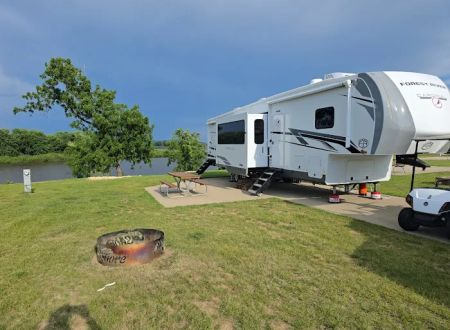 Off Shore Resort & Campground