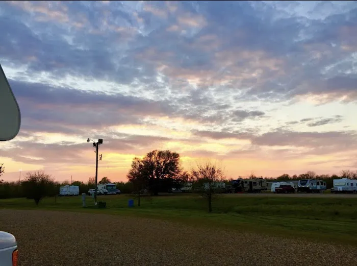 Sunrise RV Park Picture 3