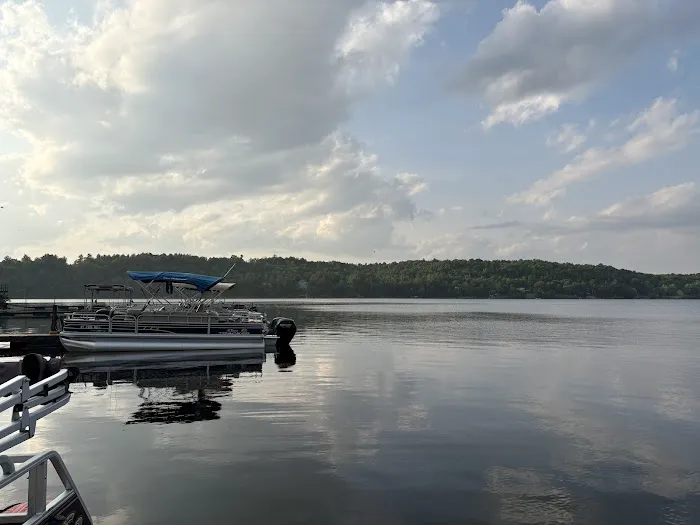 Back Bay Campground & Cottages Picture 8