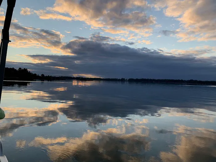 Back Bay Campground & Cottages Picture 4